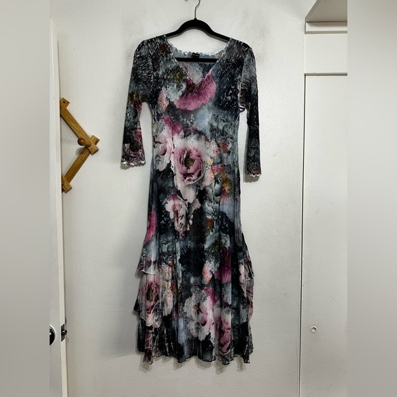 NWOT Komarov Floral Chiffon Overlay Midi Dress Size Medium